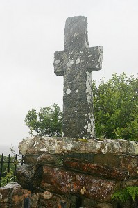 The cairn and cross memorial to the Beaton doctors