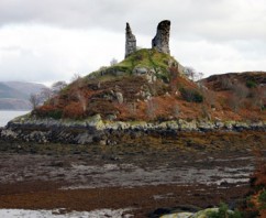 Castle Maol, The Viking Princess and The Chain