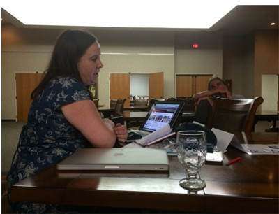 Amanda demonstrates how to build a clan website in ten minutes